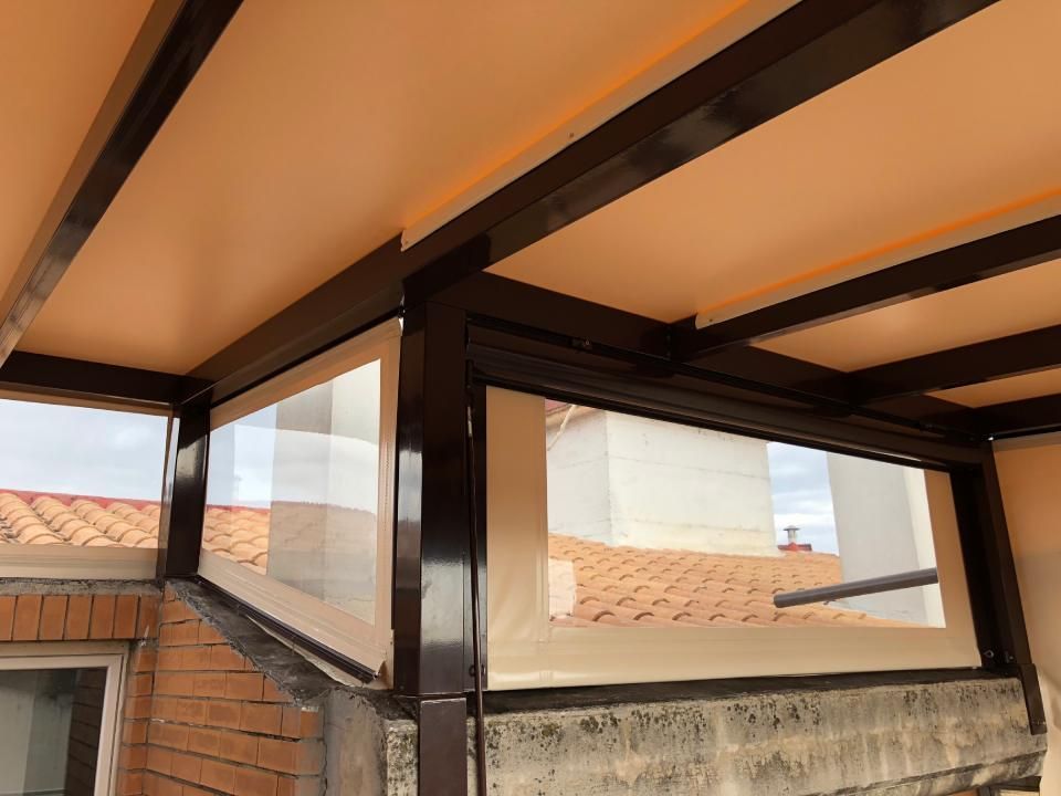 dettaglio di una tenda da sole