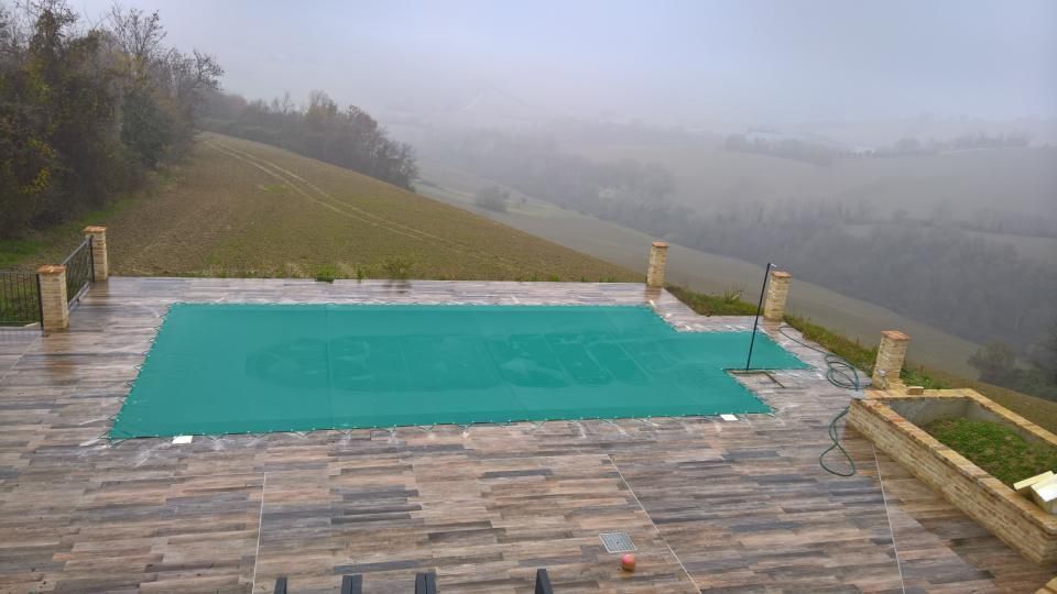 coperture per piscine esterne