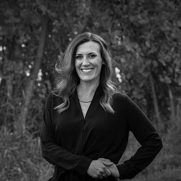 Dr. Lindsey Cosper, top-rated Fort Collins dentist with expertise in geriatric and family dentistry at Spring Creek Dental