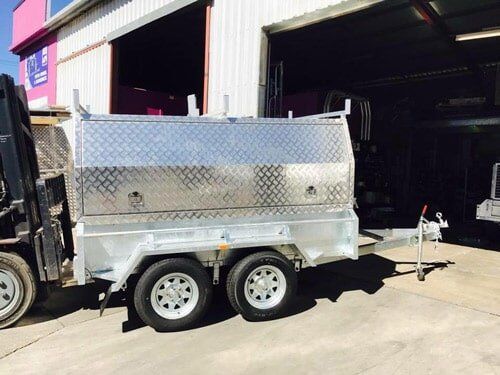 Builders Trailer 4 — Trailers, Trays and Tippers Parts in South Lismore, NSW