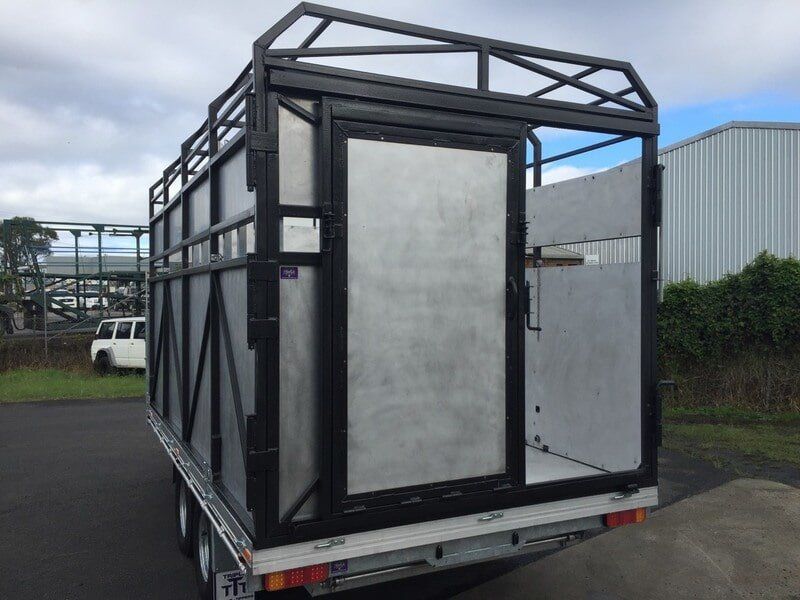 Tippers 10 — Trailers, Trays and Tippers Parts in South Lismore, NSW