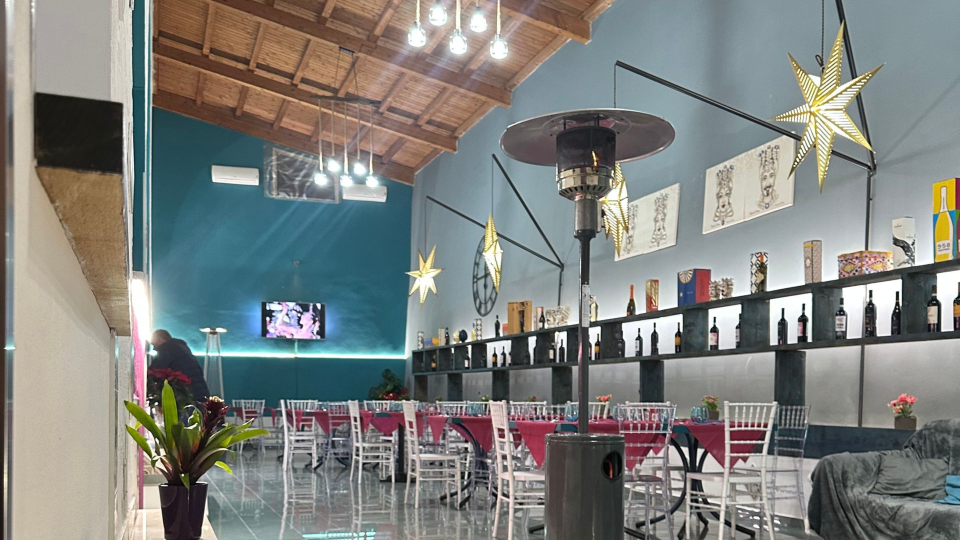 Interno locale foto 1