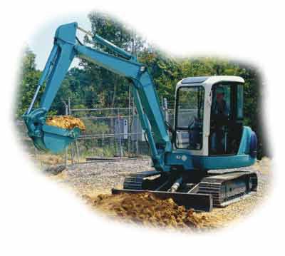 Escavatore blu che scava terra in un cantiere edile.