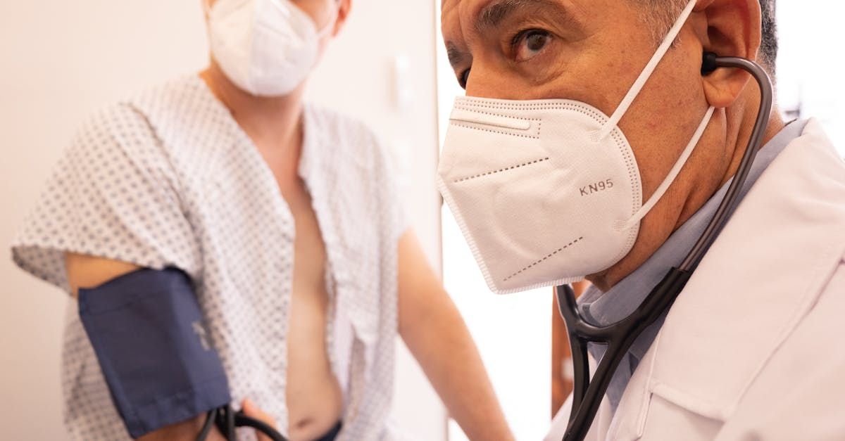 Muitas pessoas associam a visita ao cardiologista apenas a situações críticas ou à terceira idade, m