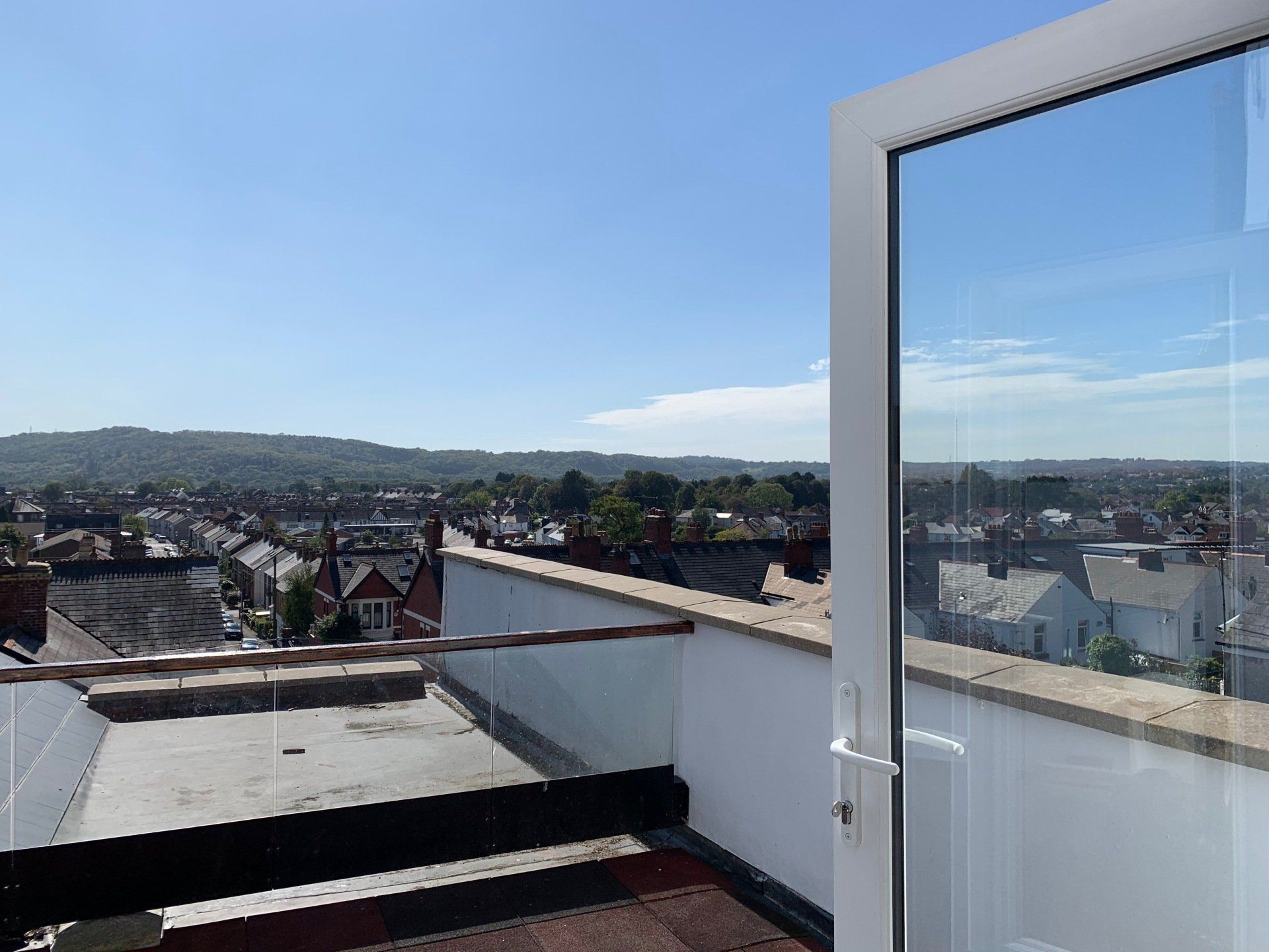 Serviced apartment, short stay accommodation in Cardiff