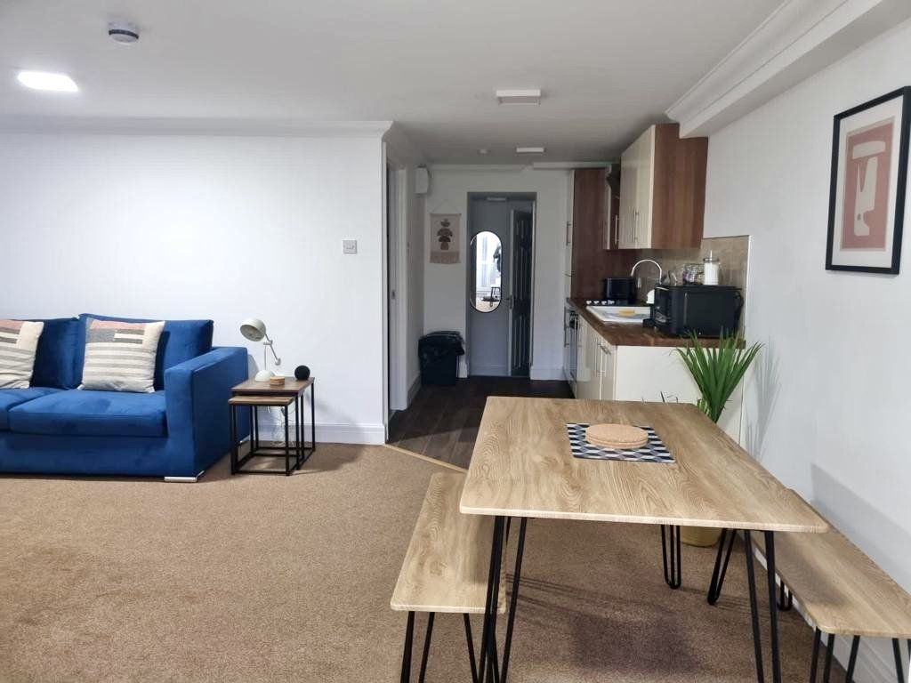 Serviced apartment, short stay accommodation in Cardiff