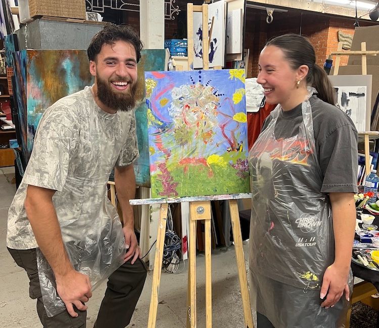 Couple at Datenight experience with studio k2