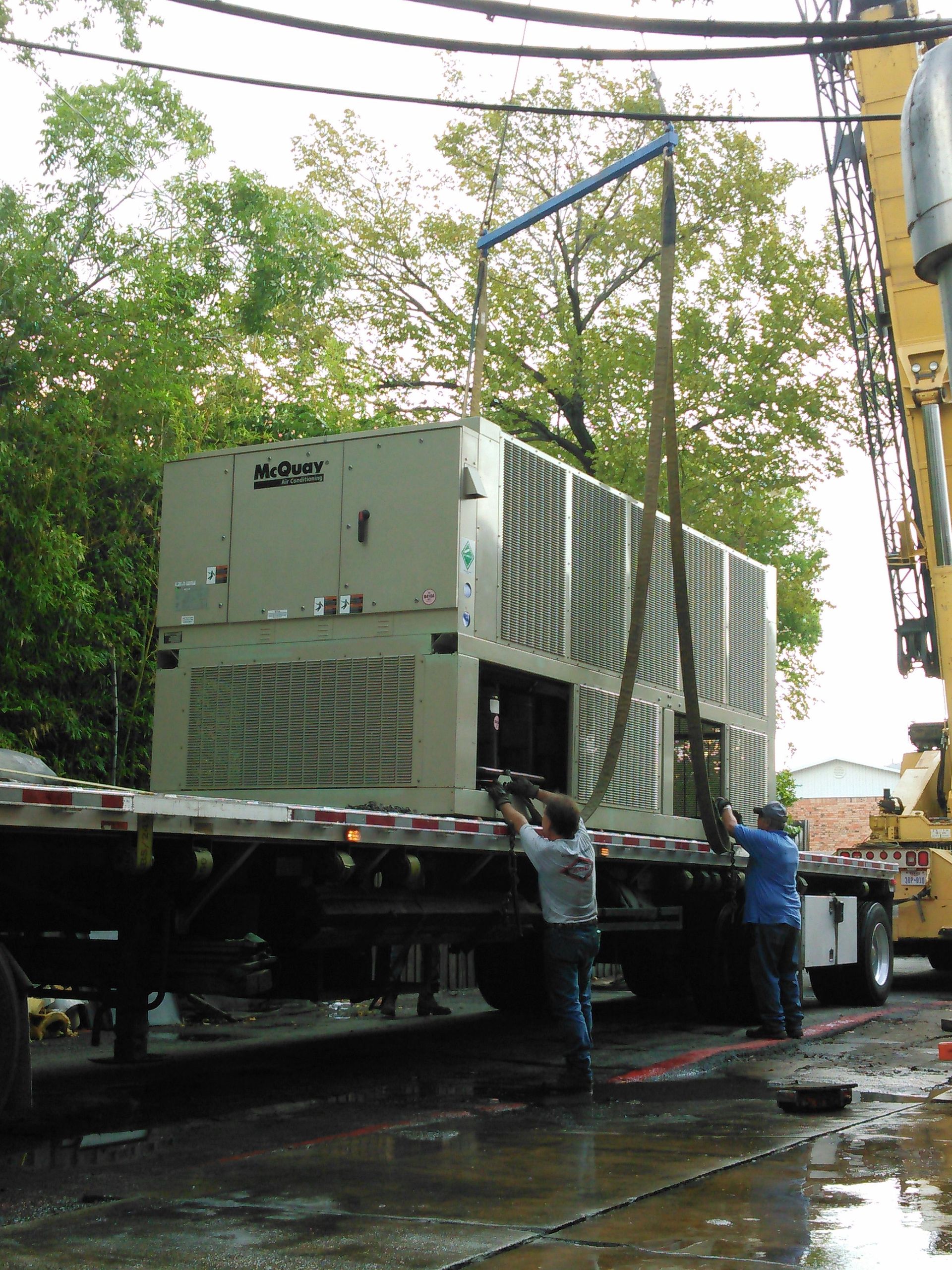HVAC unit installed by Tom's Commercial at Edgewood Apartments