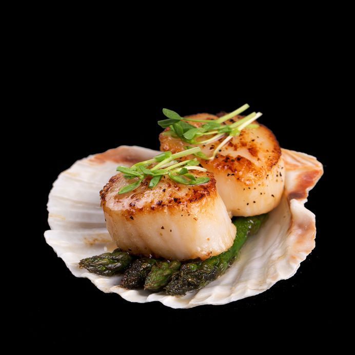 Seared Sea Scallops w/ Asparagus