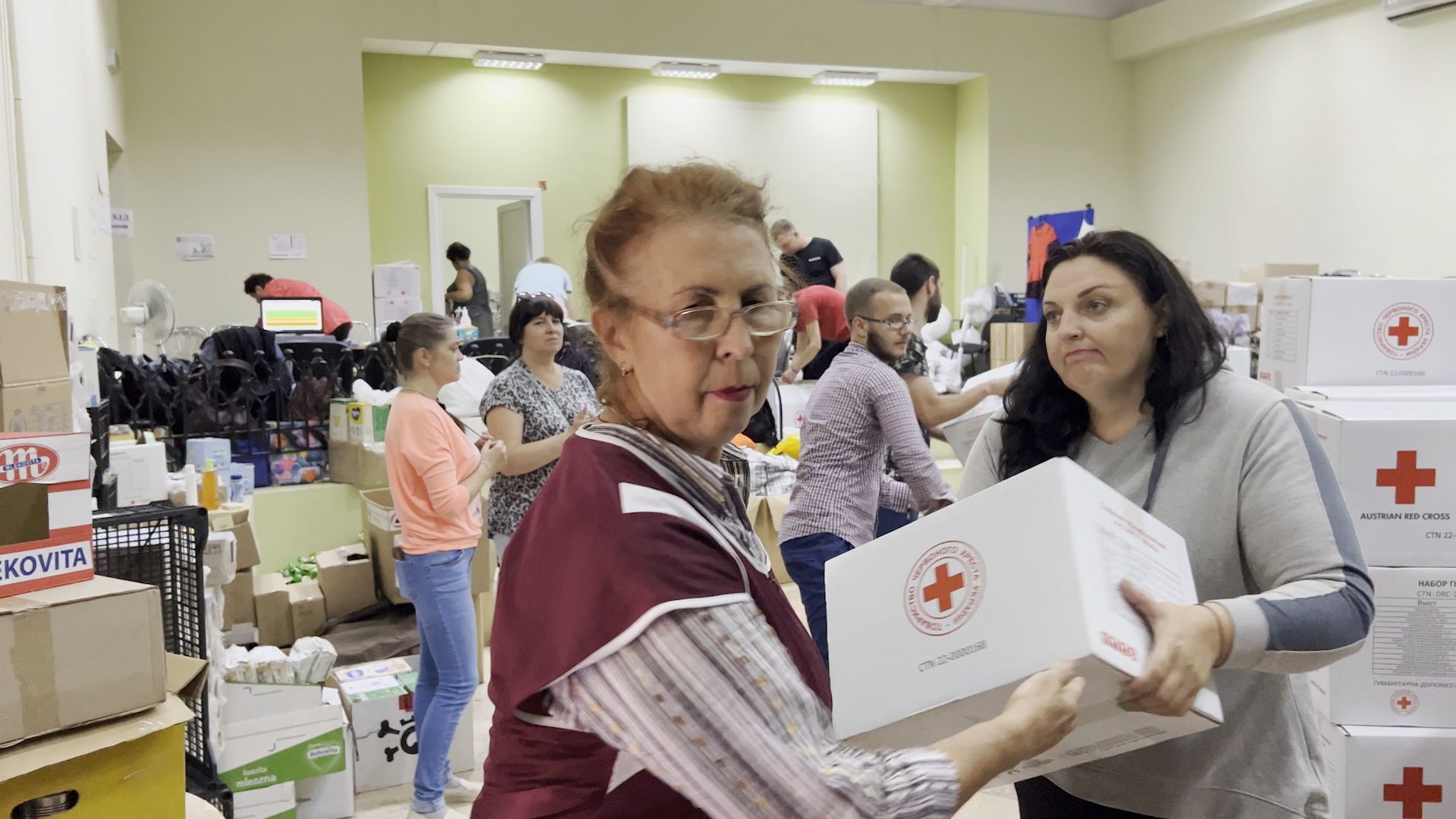 A still image from People of War , the new documentary tells the story of volunteers at Ukraine's frontline who rescue residents, deliver food and risk their lives to ease civilian suffering. 