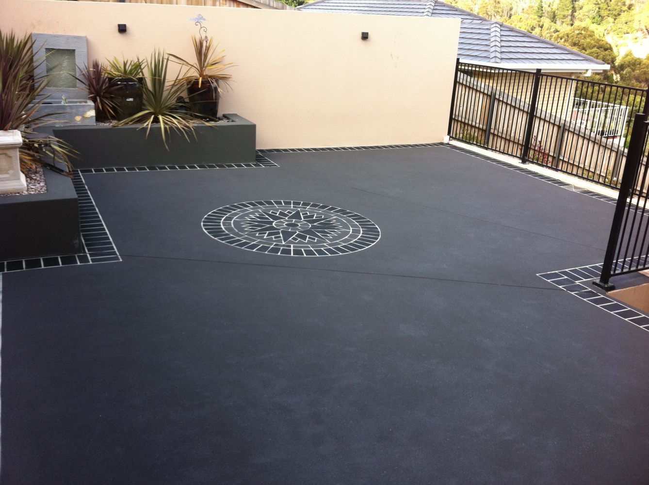 Circle Pattern on Terrace — Tasmania — Concrete Concepts Tasmania Pty Ltd