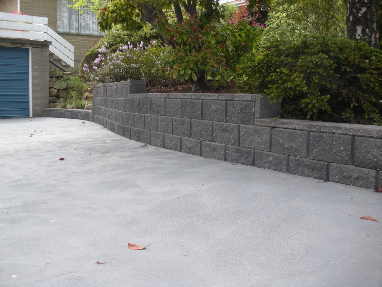 Retaining Wall Beside the Garage — Tasmania — Concrete Concepts Tasmania Pty Ltd