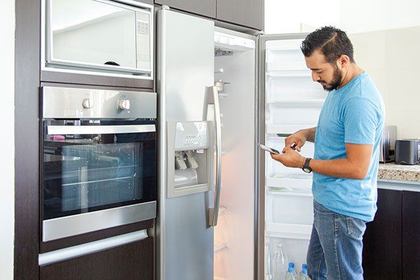 ¿Por Qué Mi Refrigerador No Enfría?