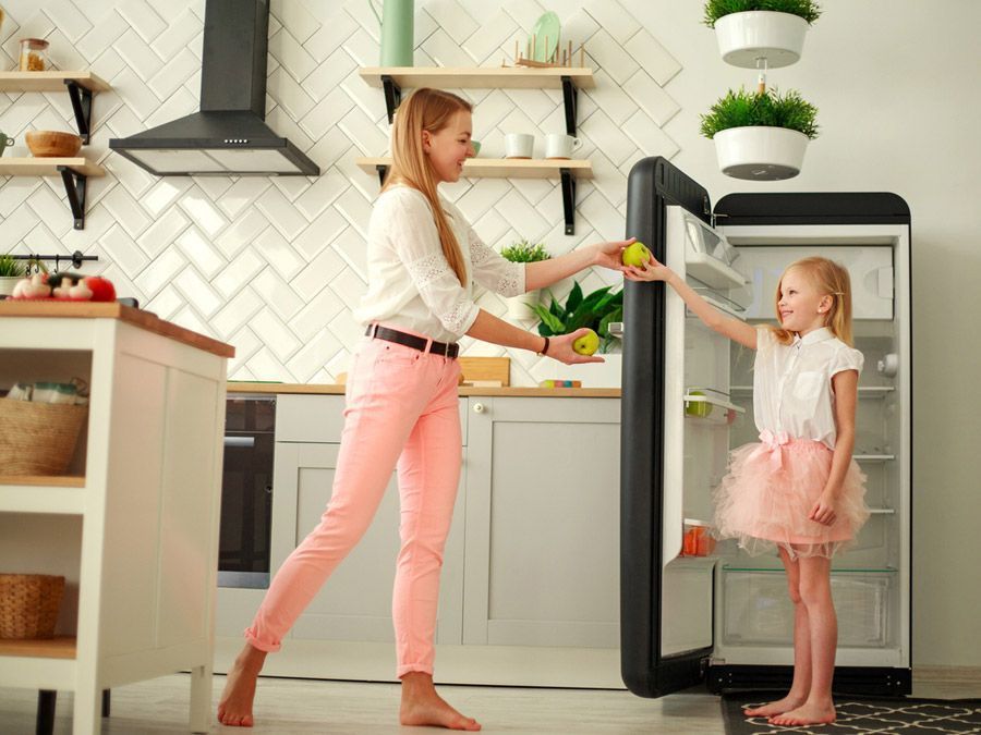 ¿Qué tan convenientes son los refrigeradores pequeños modernos?