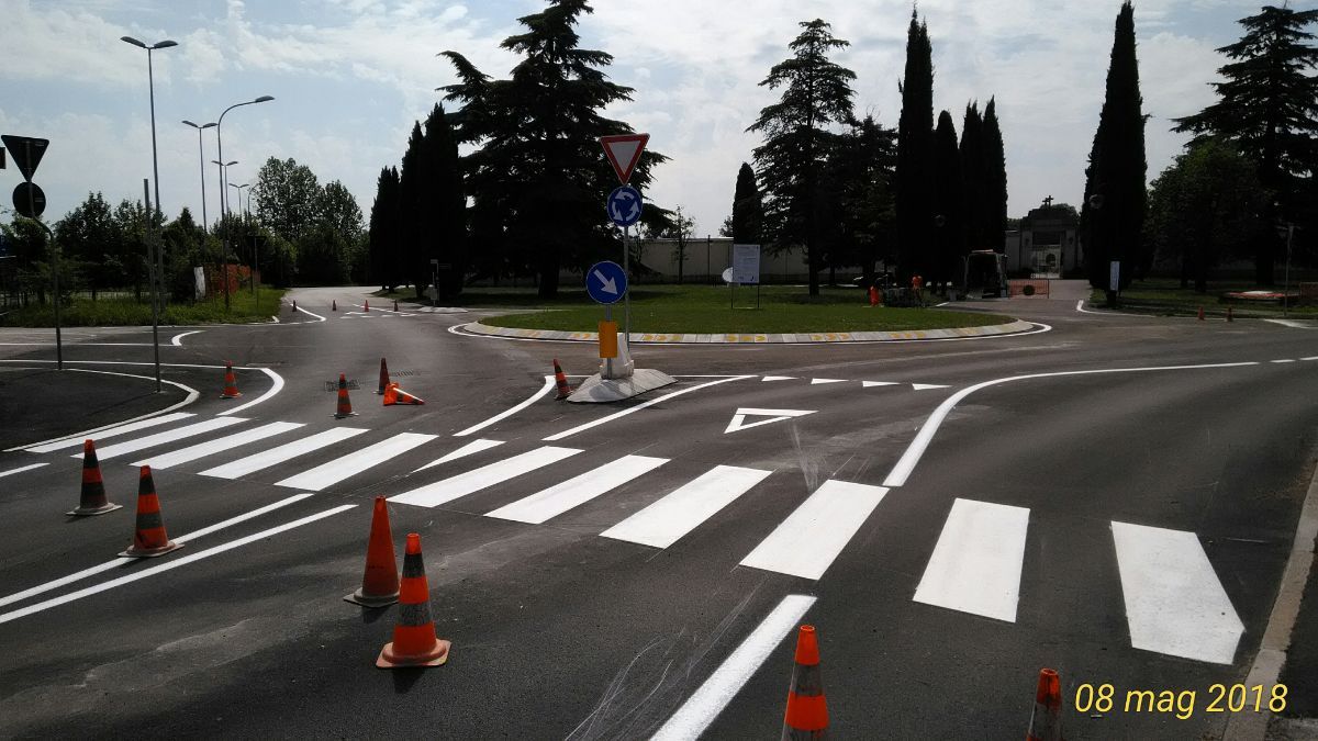 Realizzazione manto stradale