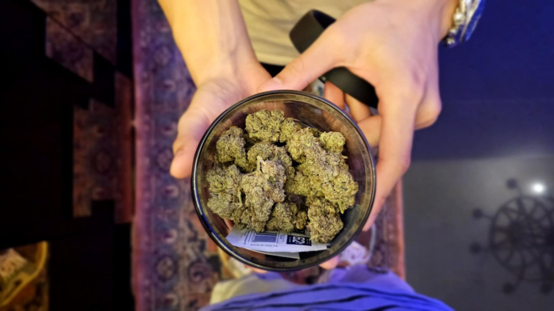 Supplements and organic weed in Pattaya is the best way to go, GANJ LABS will help you