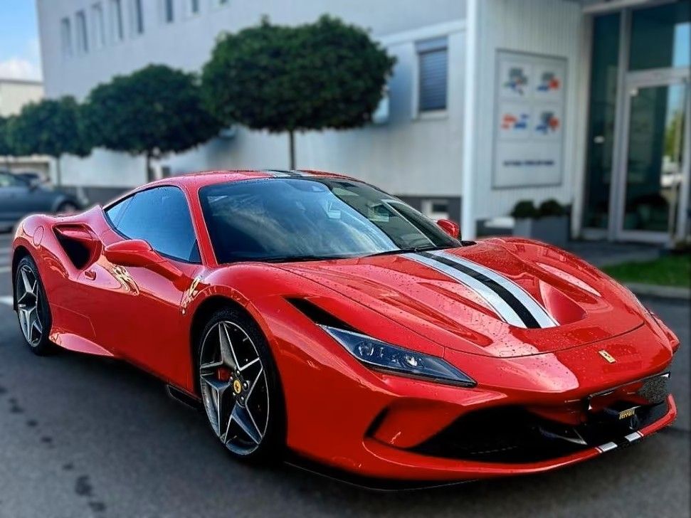 Ferrari F8
