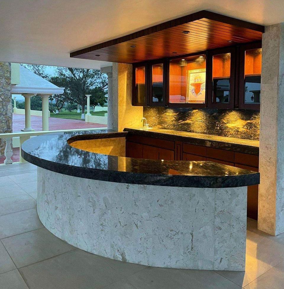 MÁRMOLES Y GRANITOS BELLA