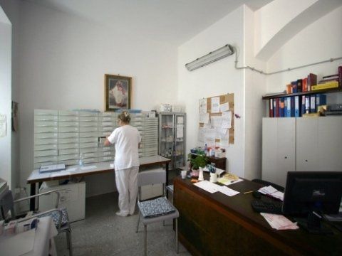 medico della residenza per anziani