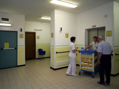 corridoi della residenza per anziani