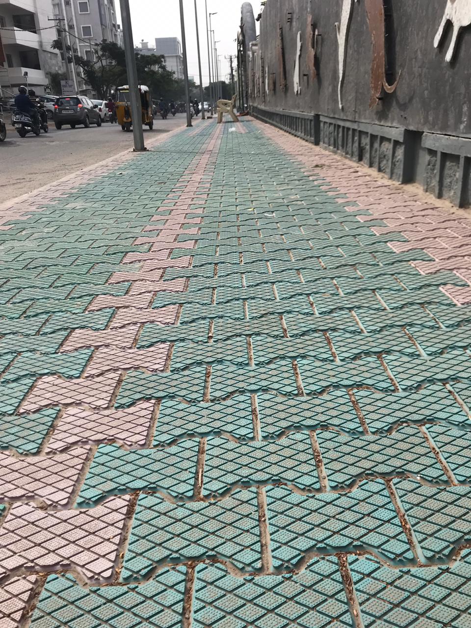 Adoquines en Plástico Reciclado