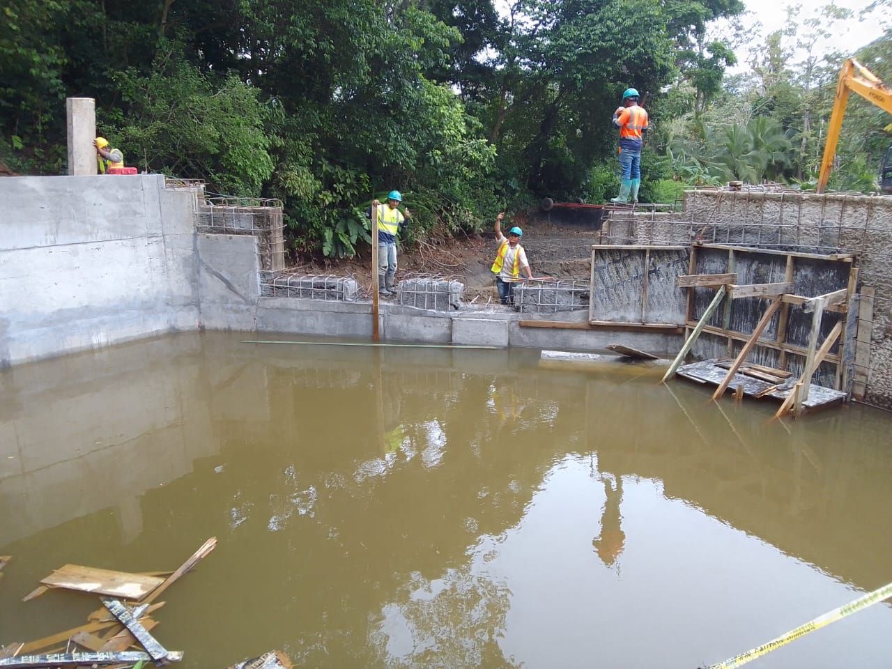 Canales con Concreto Encapsulado