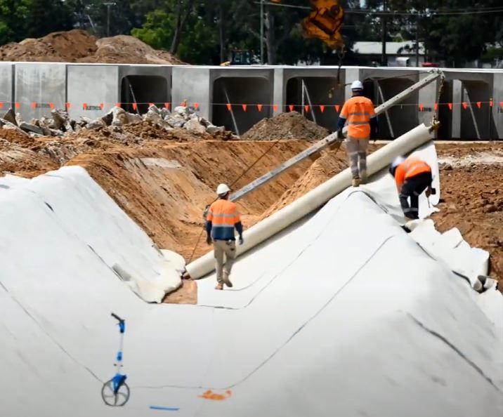 Canales con Manto Cementico