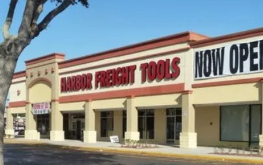A harbor freight tools store is now open