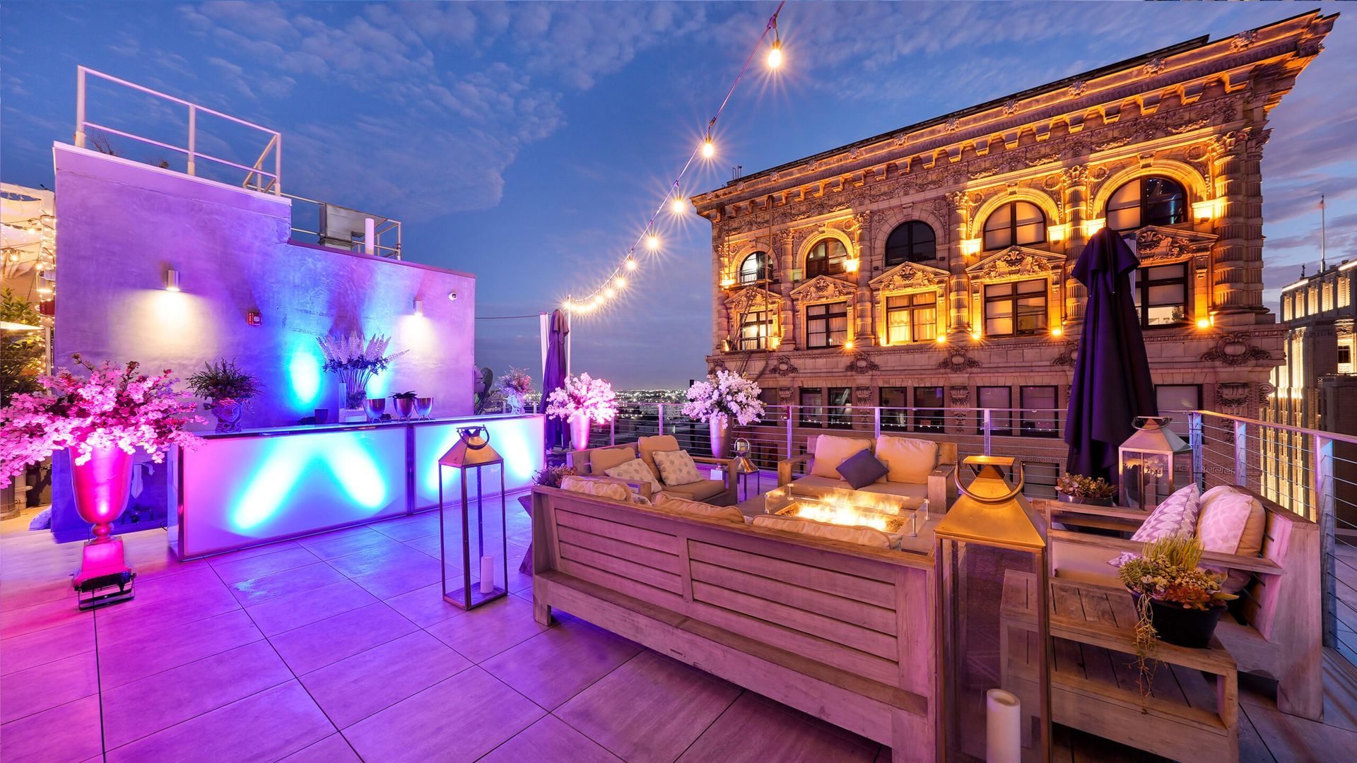 rooftop bar