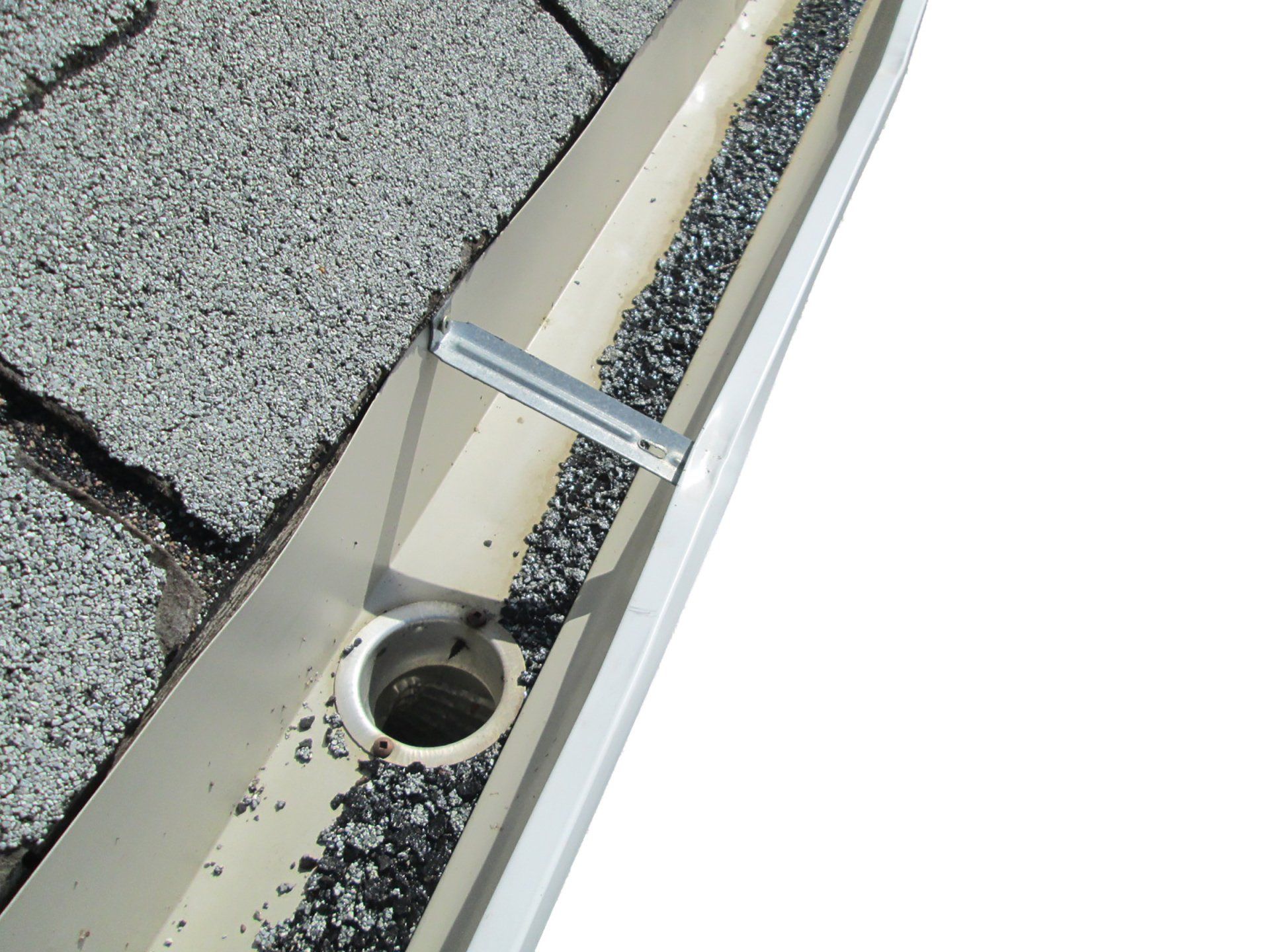 granules in your gutters