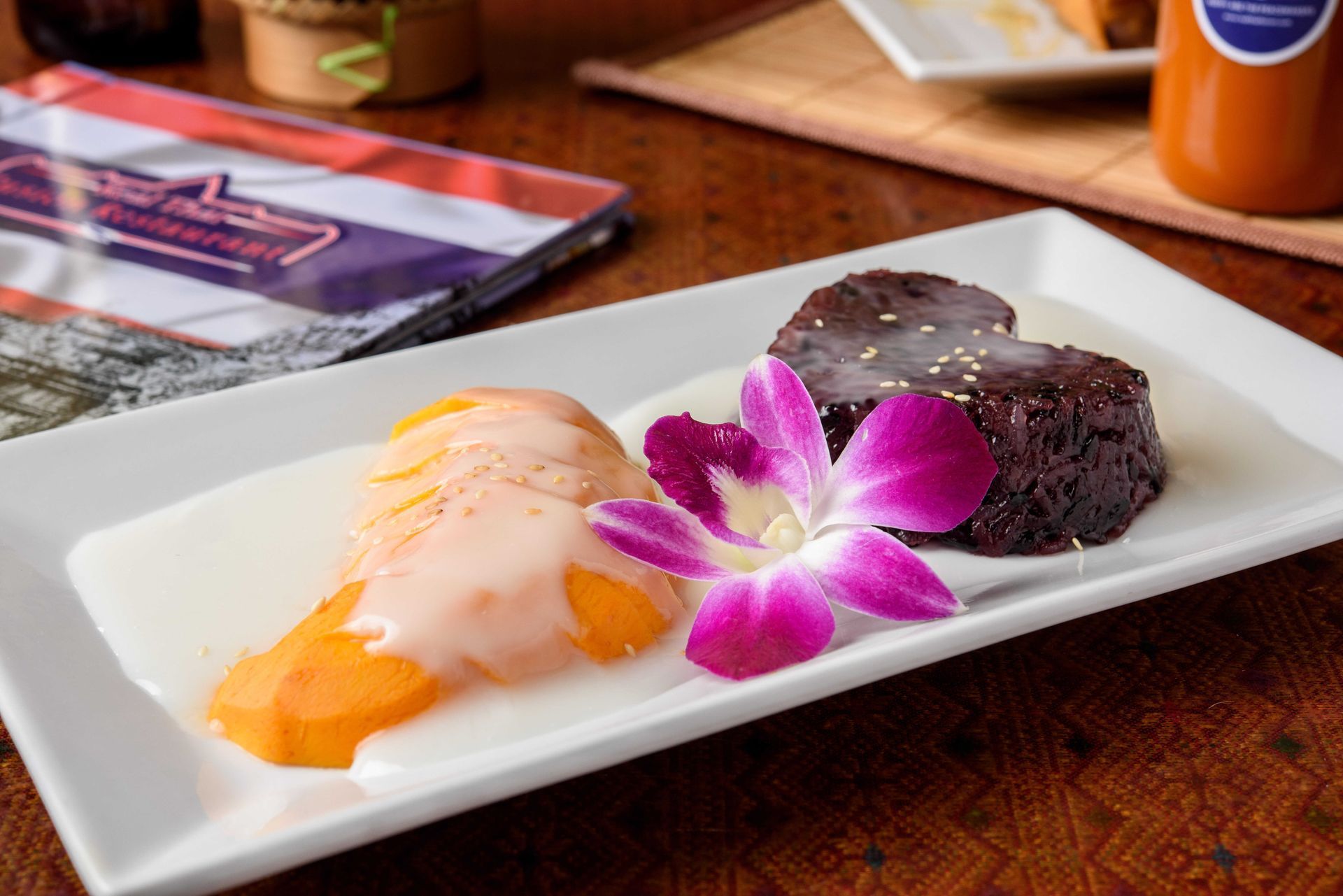 Sweet Sticky Rice with Mango