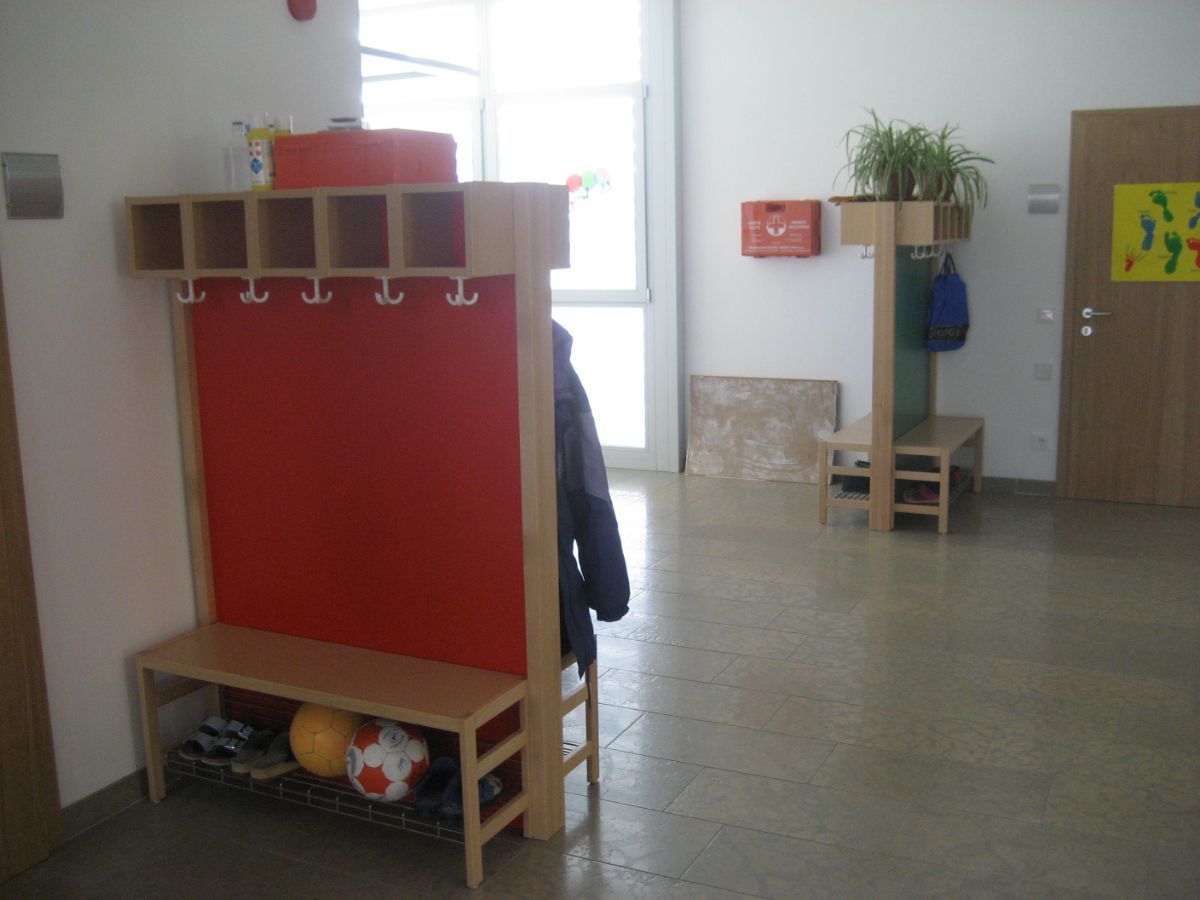 Spogliatoio con appendiabiti