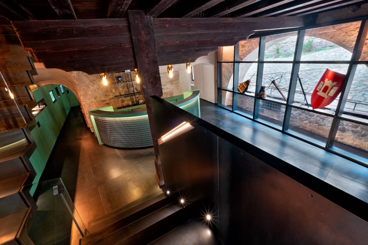 Stanza con illuminazioni