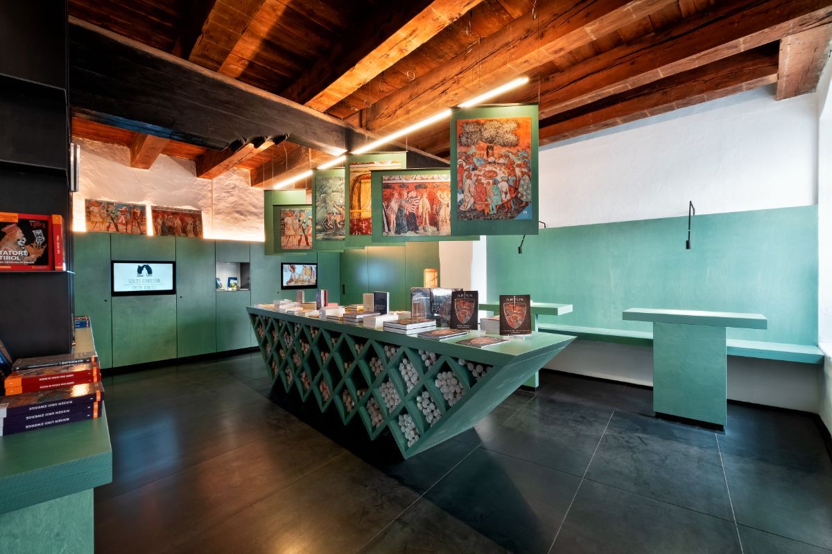 Mobili per allestimento