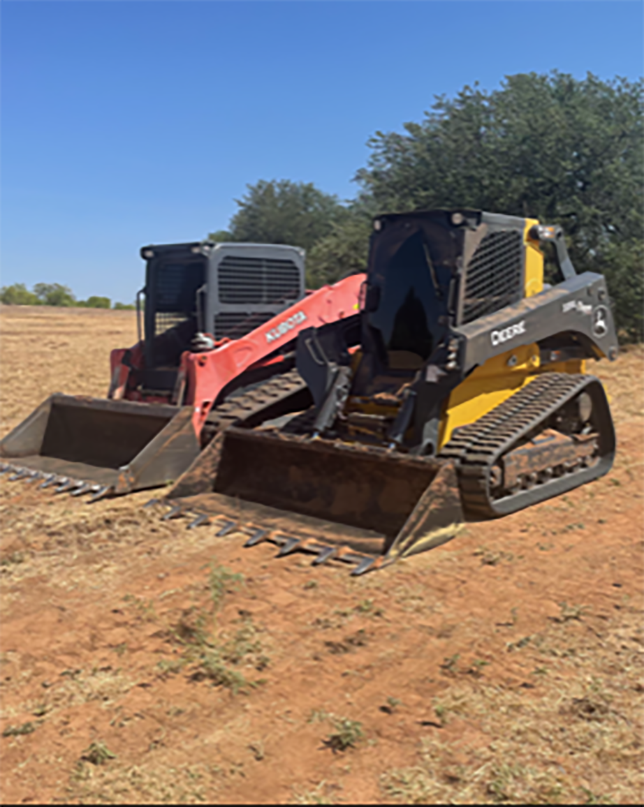 Skid Loader — Weatherford, TX — Cleve Smethers Hauling