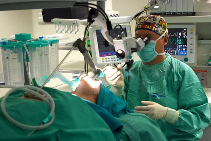 GRUPO GALENOS ESPECIALISTAS - CIRUGÍA DE CATARATA