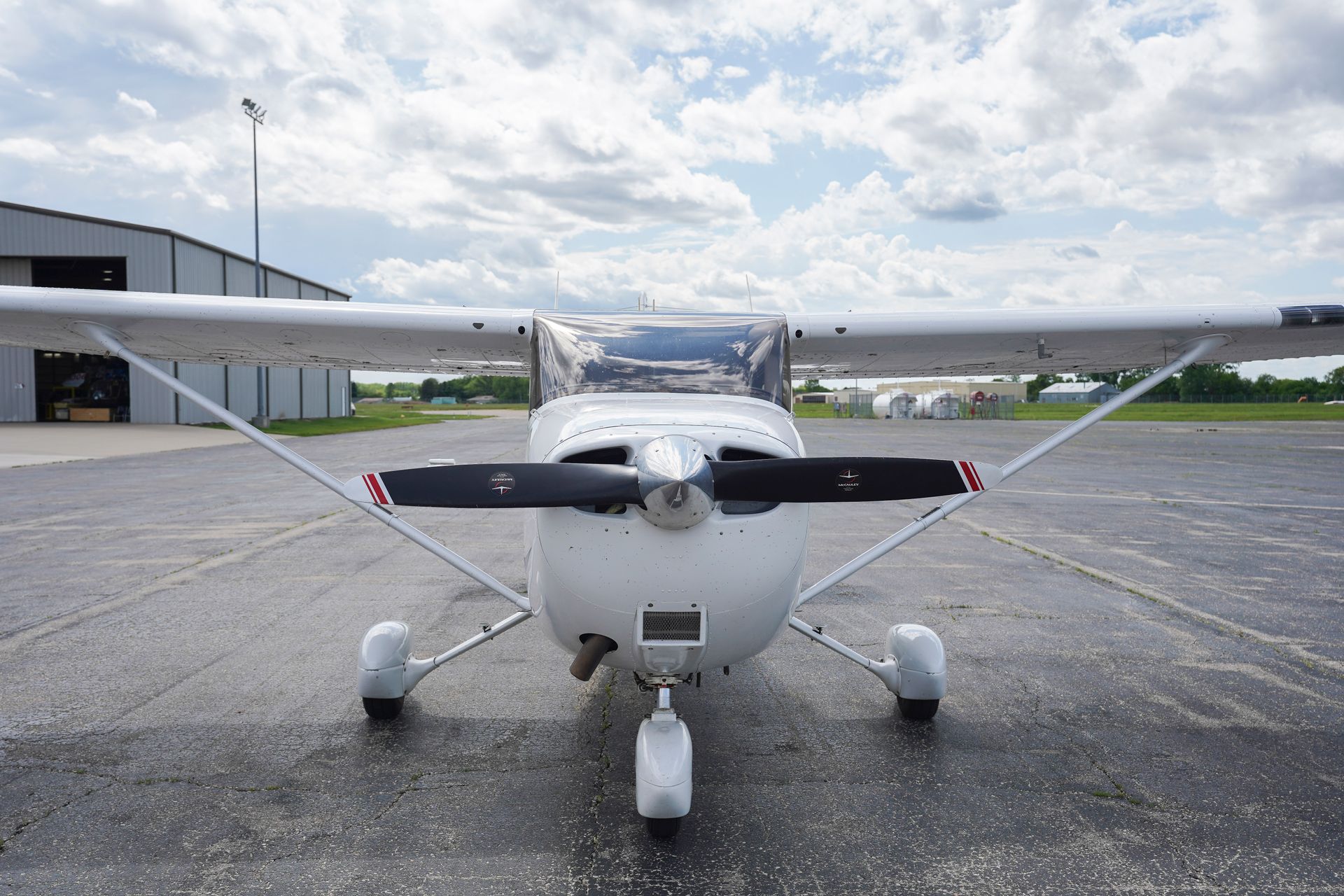 Hetrick Air Service Cessna for training