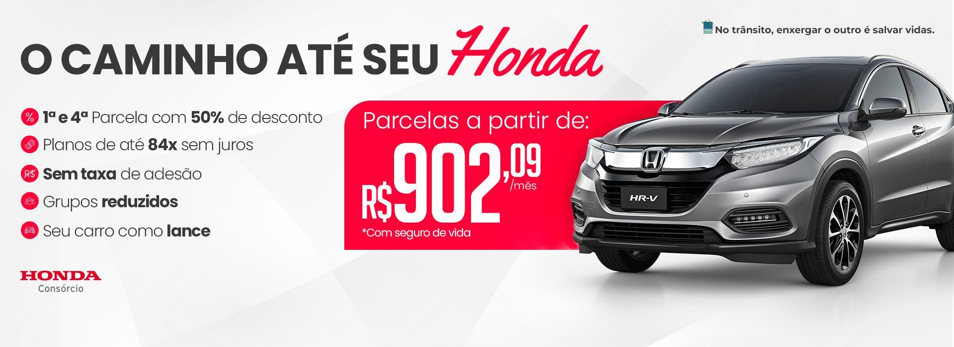 Anúncio da Honda Consórcio, mulher com chaves do carro, carro e fundo vermelho.