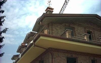 grondaie di un edificio