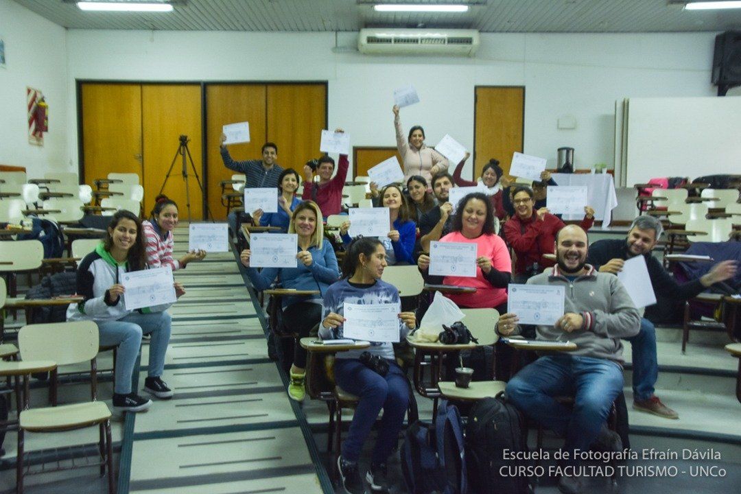 Escuela de Fotografia Efrain Davila