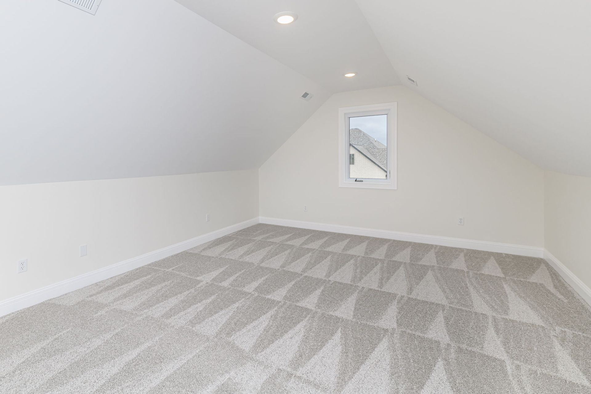 Craftsmanship Elevated: Rave Homes’ Custom Homes in Columbia, MO.