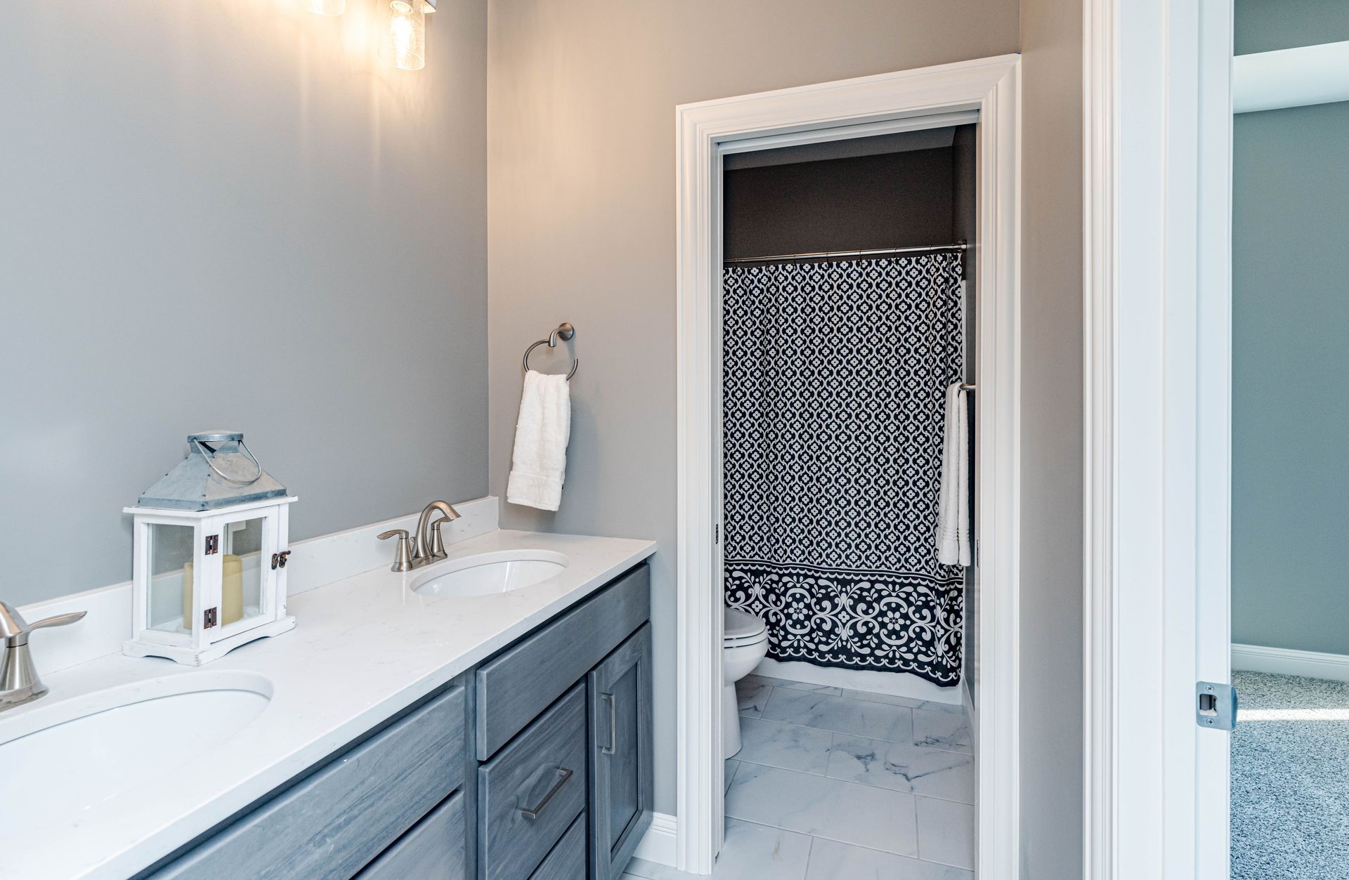 Craftsmanship Redefined: Rave Homes’ Custom Homes in Columbia, MO.