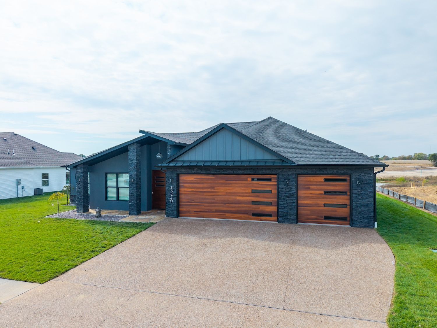 Families in Columbia, MO Find Comfort in the Craftsmanship of Rave Homes.