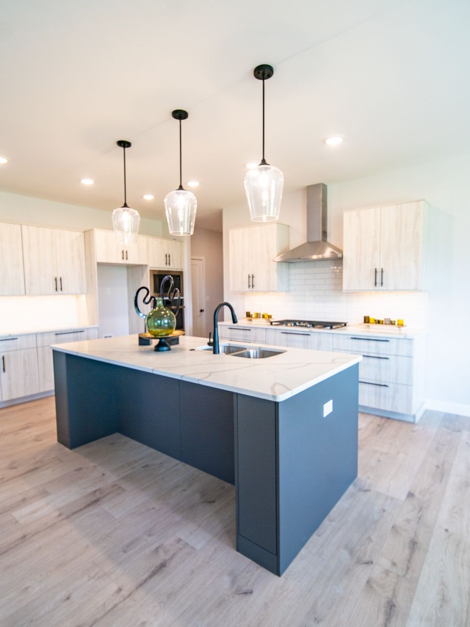 Elevate Your Living Experience with Rave Homes: Columbia’s Custom Home Specialists.