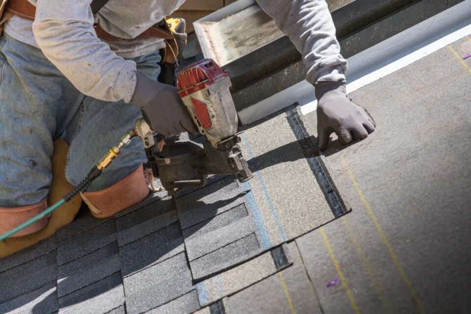 Affordable Roofing Repair: Choose the Best Service on a Budget