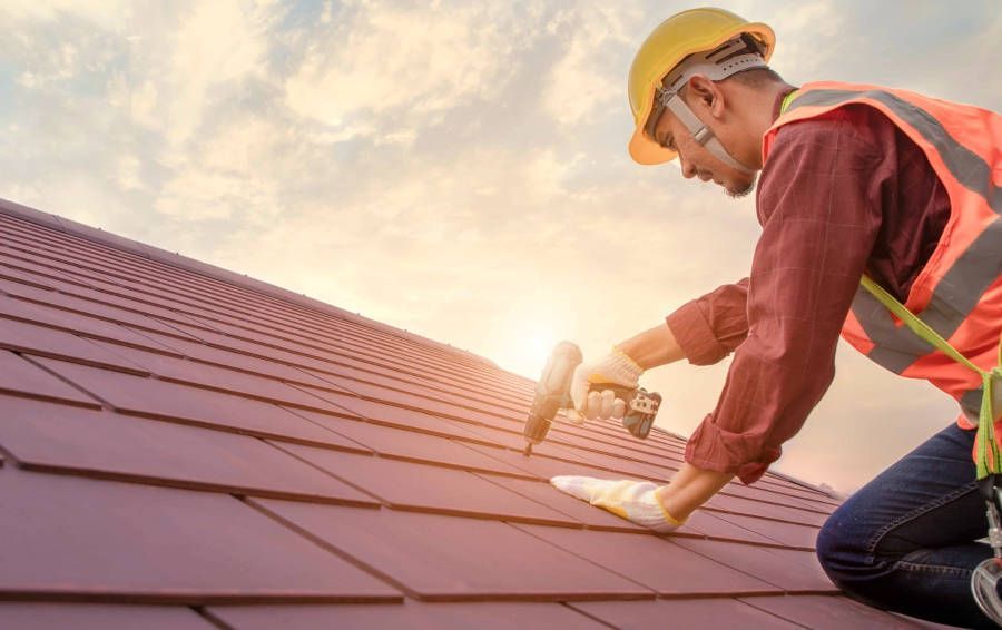 Ultimate Guide to Finding the Best Roofing Contractor in Chicago