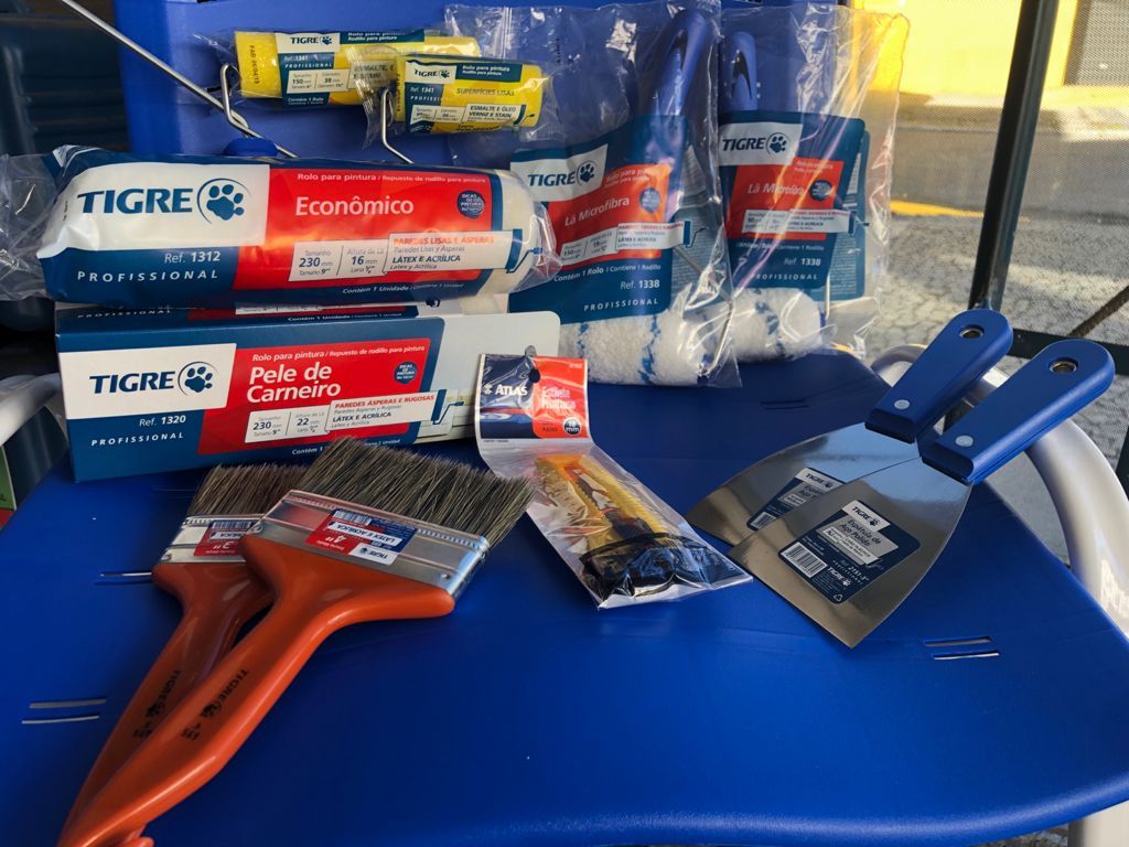 Rolo e Pinceis para Pintura na Casa Aguilar Tintas