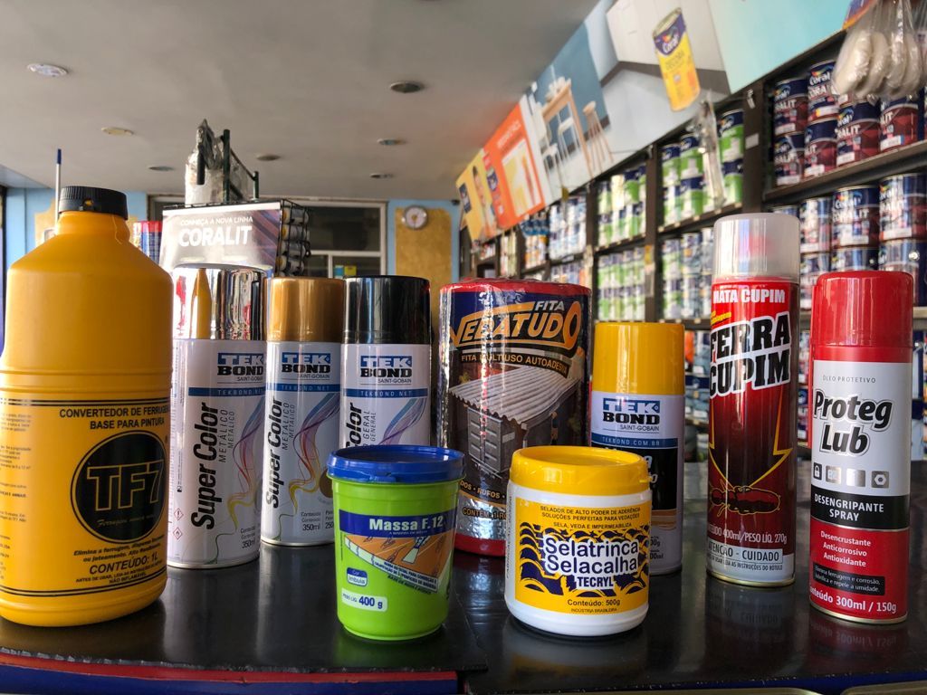 Produtos na Casa Aguilar Tintas