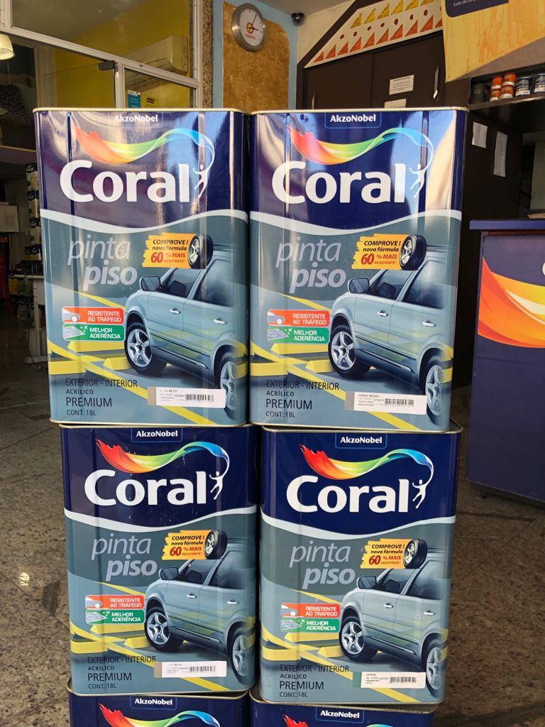Tinta Pinta Piso da Coral na Casa Aguilar Tintas