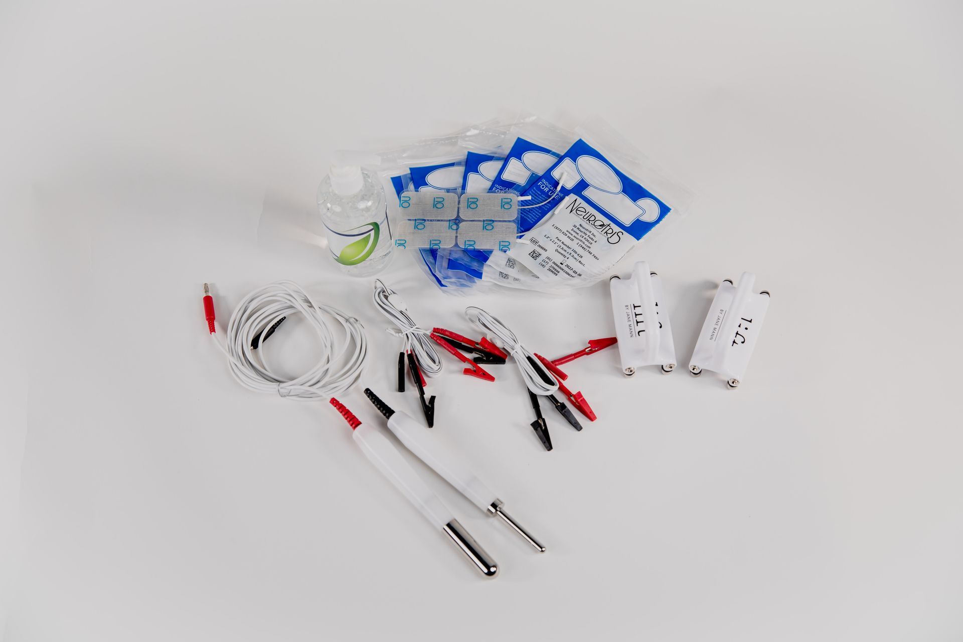 NeurotriS Pico Toner applicators and accessories.